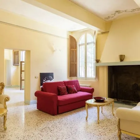 Signorile Con Piscina Campiano (Emilia-Romagna)