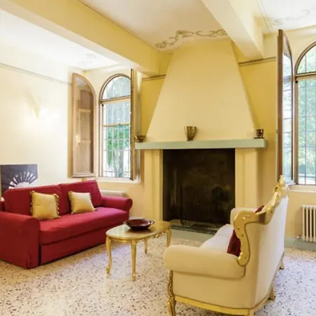 Signorile Con Piscina Apartamento