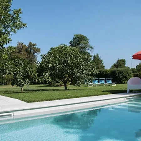 Signorile Con Piscina Apartamento Campiano (Emilia-Romagna)